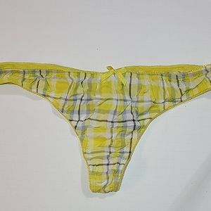 Thong panty Size XL
